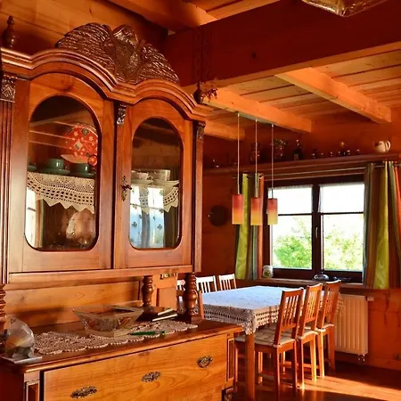 Holiday home Goralska Ostoja - Tradycyjny, Drewniany Dom Na Kudlaczach, Duzy Ogrod, Piekna Panorama, Sauna, Jacuzzi